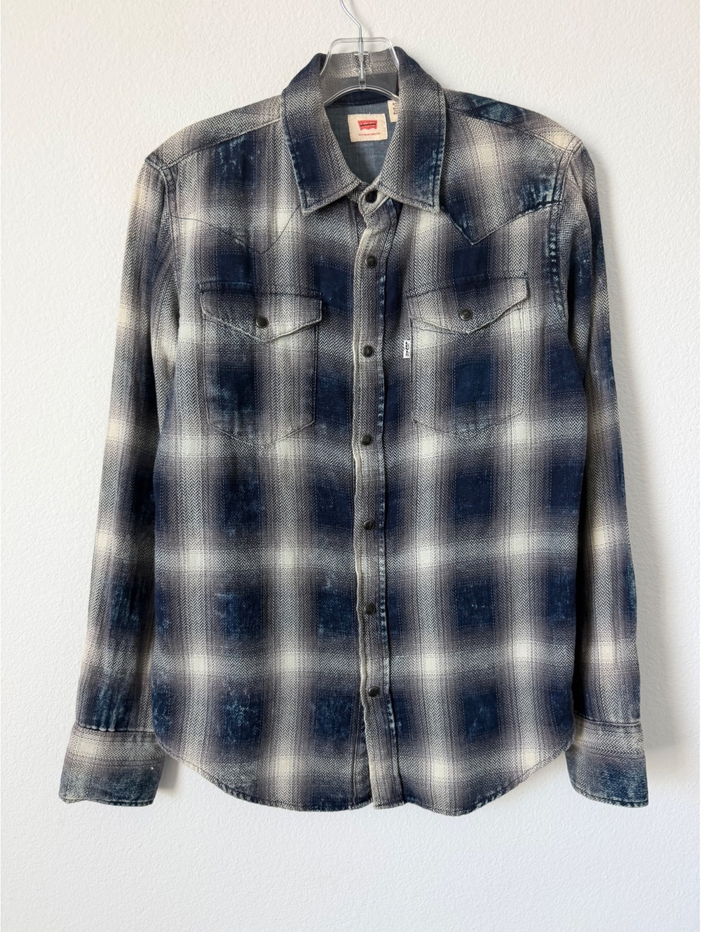 Levi’s Long Sleeve Snap Button Up Blue Tone Plaid Flannel Shirt Women's Size M
